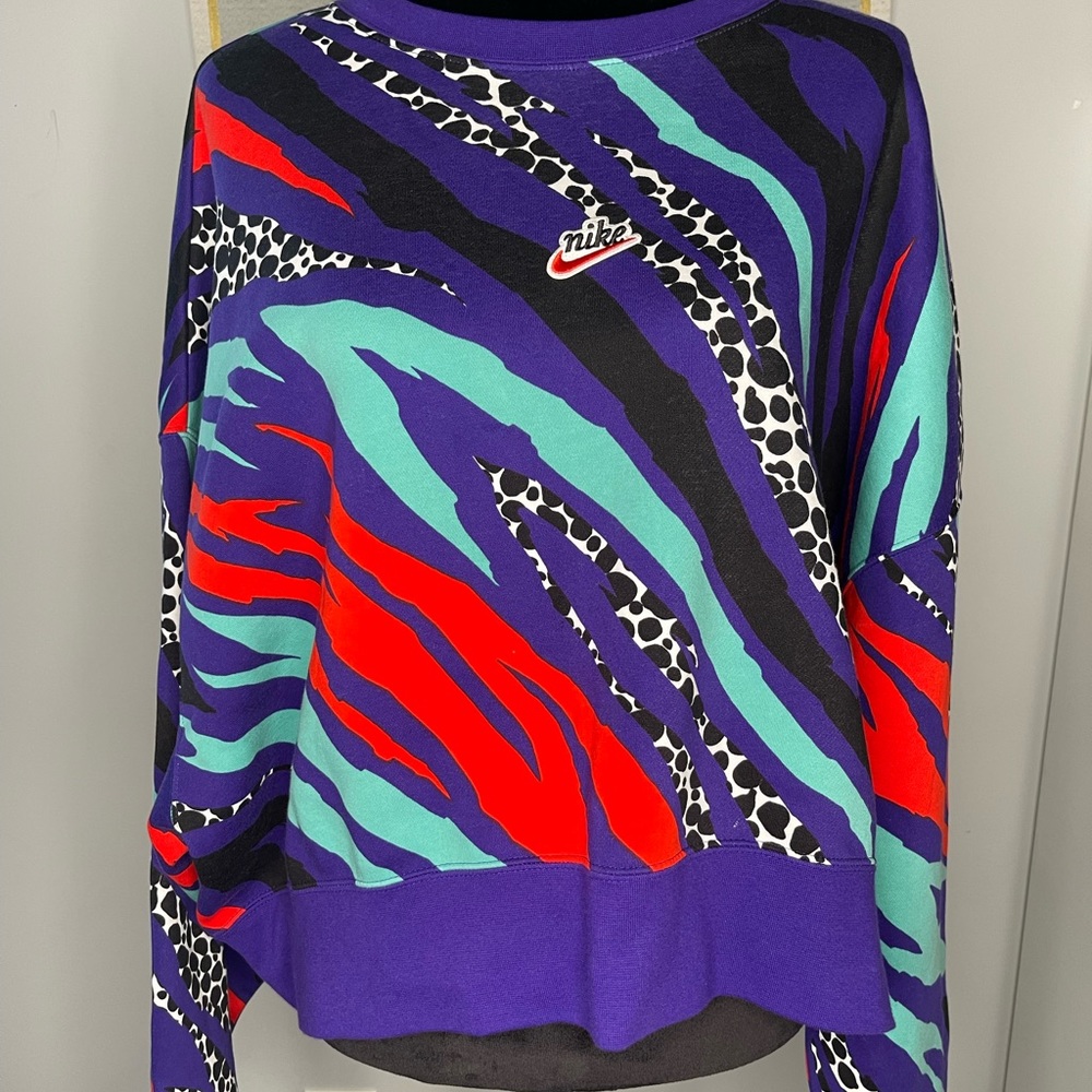 Ladies Nike Sweatshirt